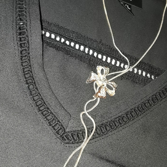 Ladies mossimo xxl  sheer top cold shoulder NWOT - Picture 5 of 8